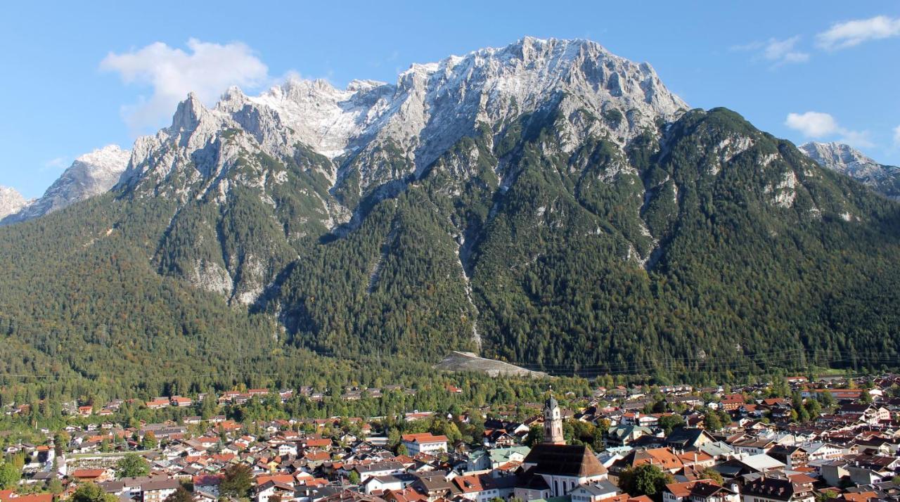 Hotel Berggasthof Karntner Alm Mittenwald Esterno foto
